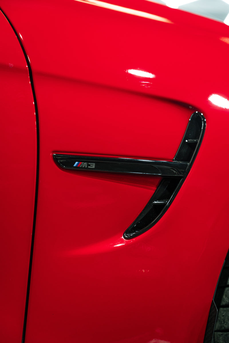 BMW F80 F82 painted side fender vents