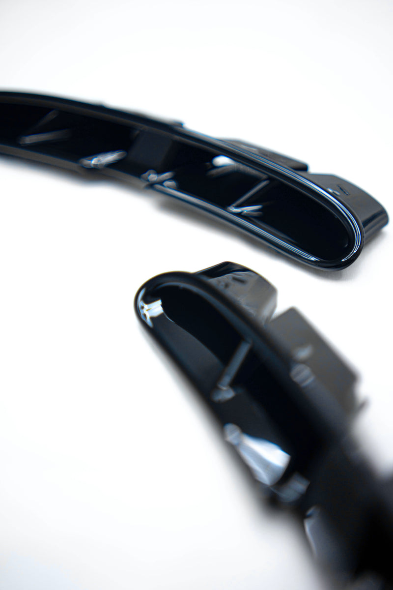 BMW F80 F82 painted side fender vents