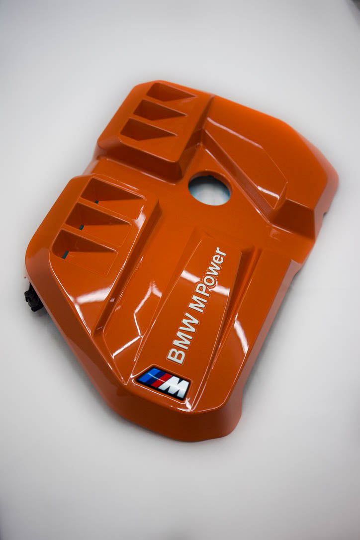 PAINTED G8X engine cover S58