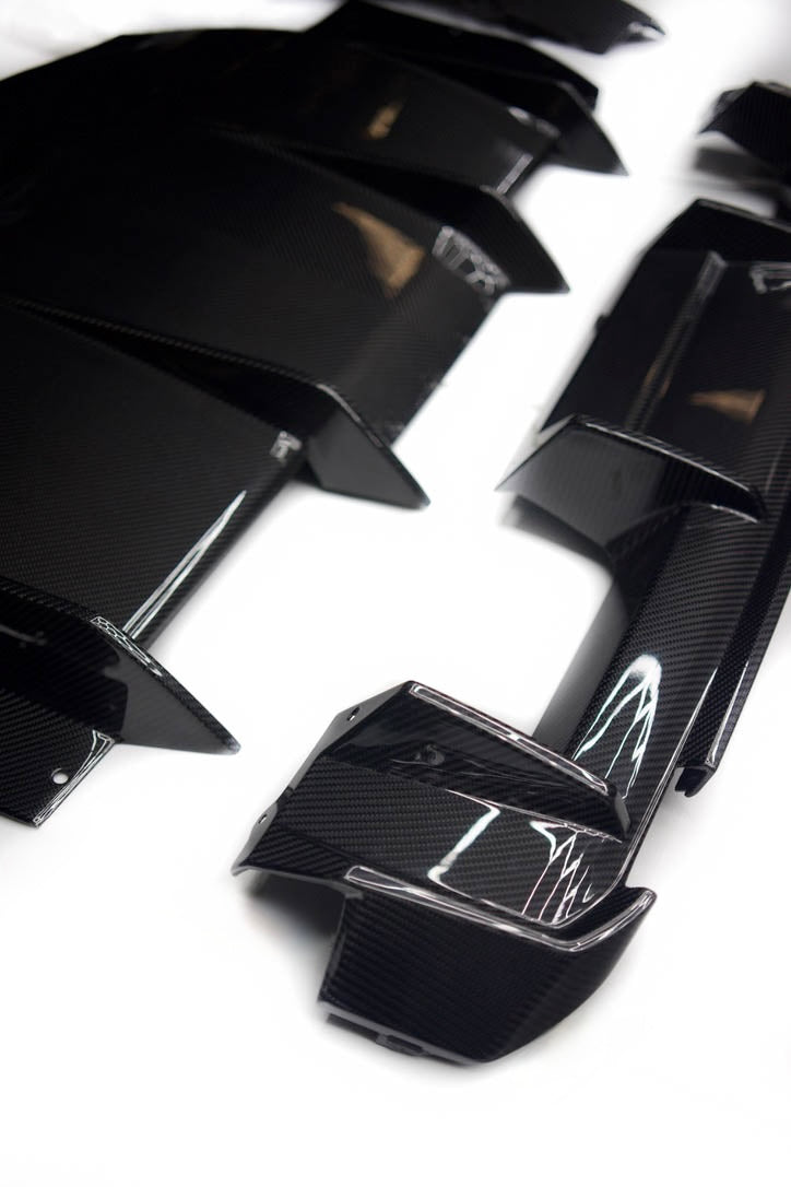 RSC style 7 PIECE CARBON DIFFUSER KIT G80/82