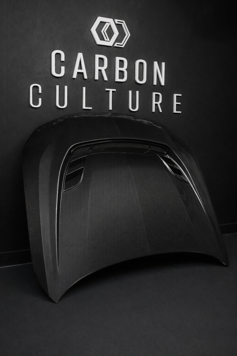 BMW G87 V1 Carbon fibre bonnet