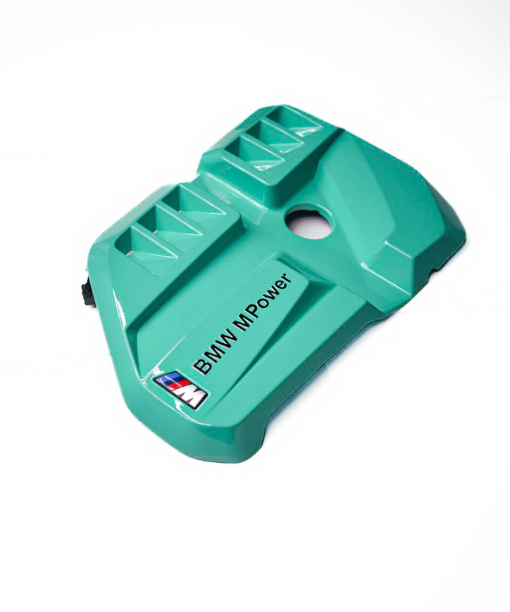 PAINTED G8X engine cover S58