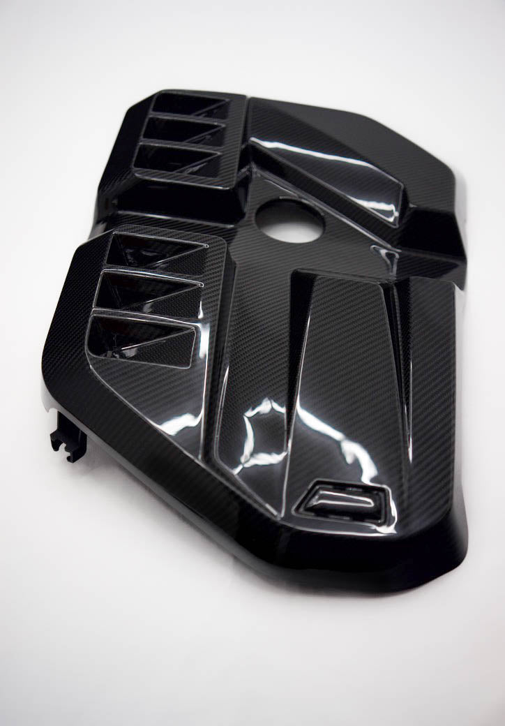 CARBON FIBRE G8X engine cover S58