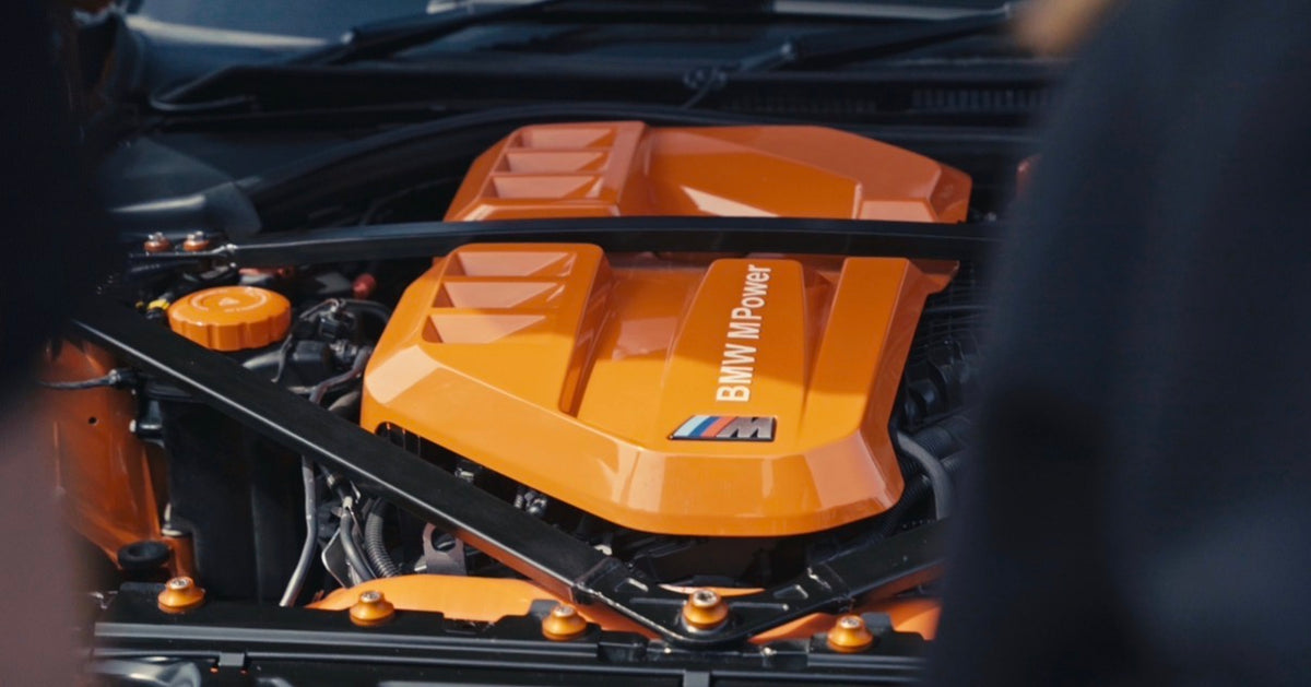 PAINTED G8X engine cover S58